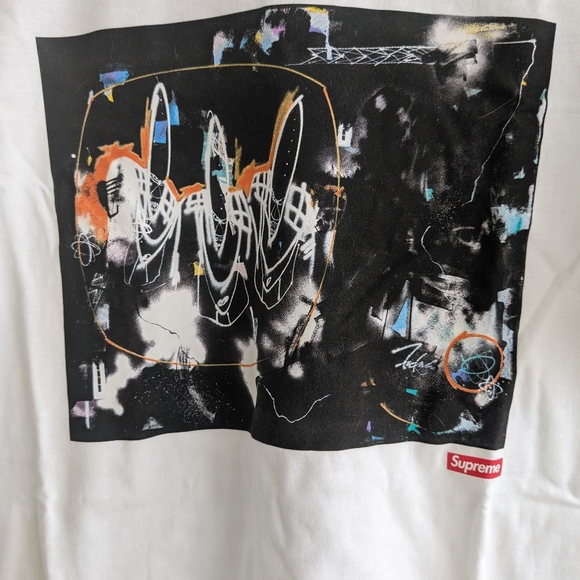 Supreme x Futura tee size medium - Picture 2 of 4